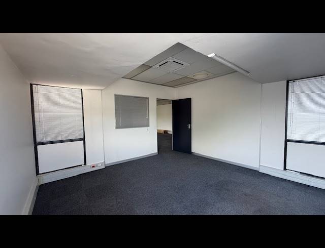 249M² OFFICE TO LET IN UMGENI BUSINESS PARK